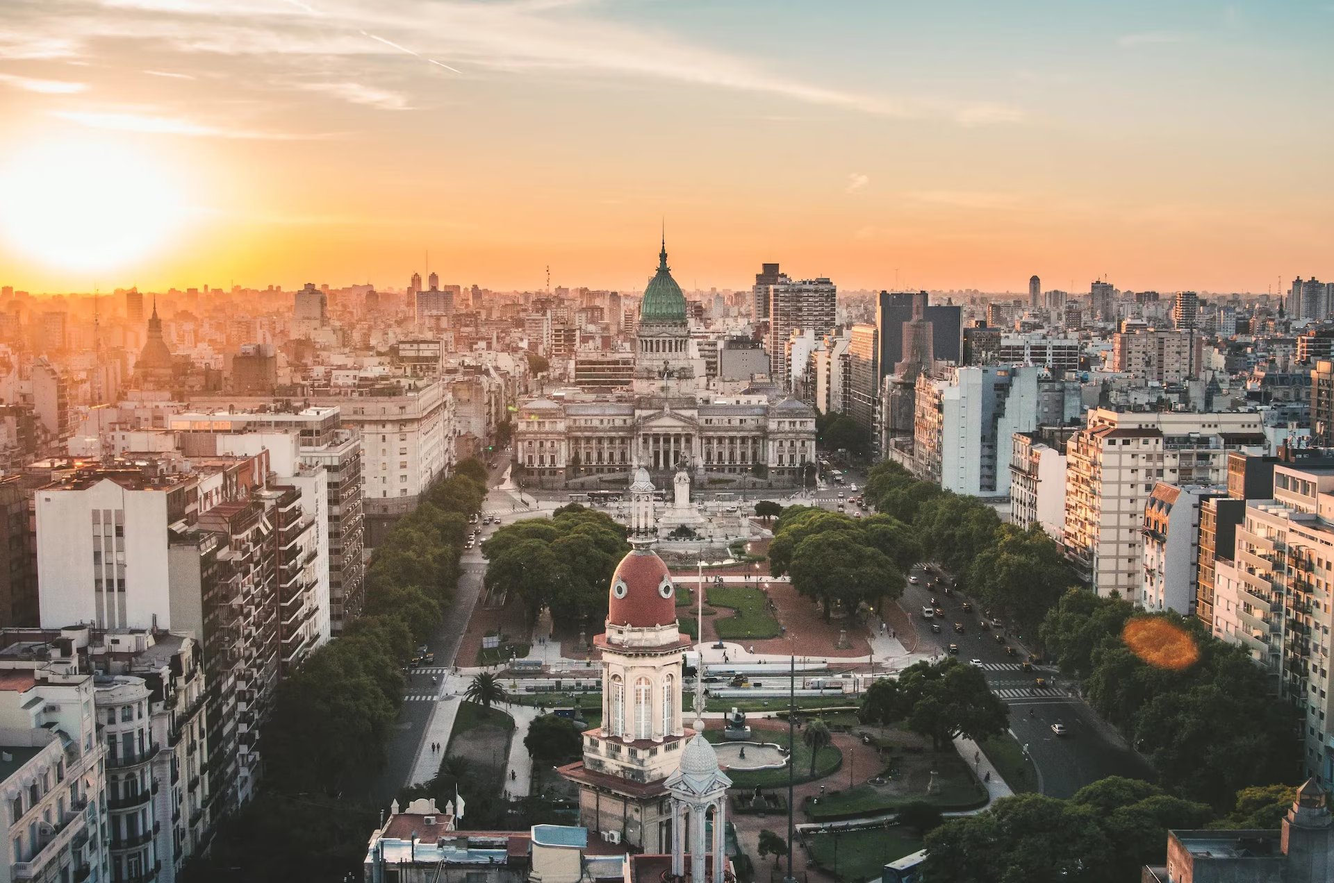 Palacio del Congreso de la Nación, Buenos Aires, al atardecer
